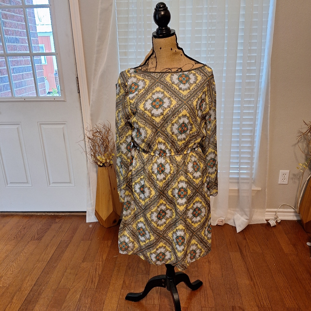 Euc (Like New) Urban Mango Dress. Large. (Boutique Dress)